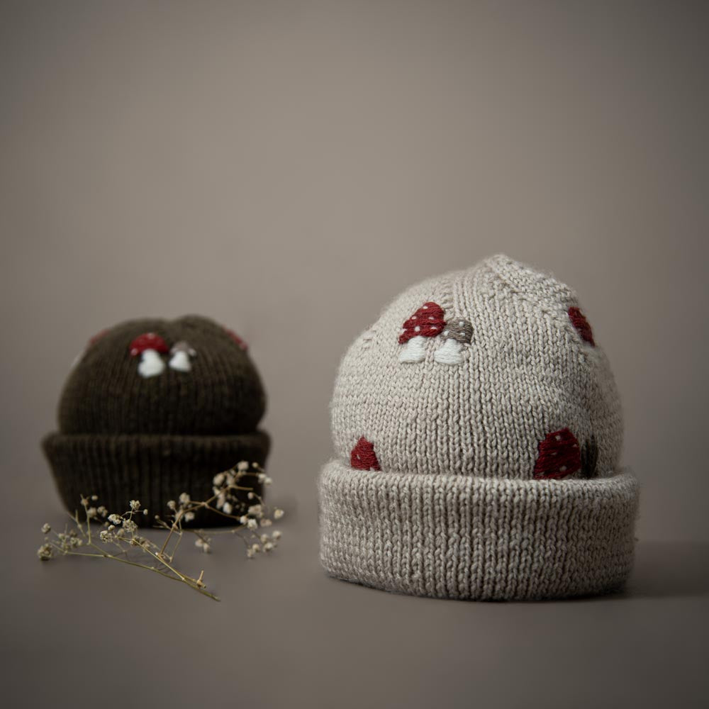Mushroom beanie Oats