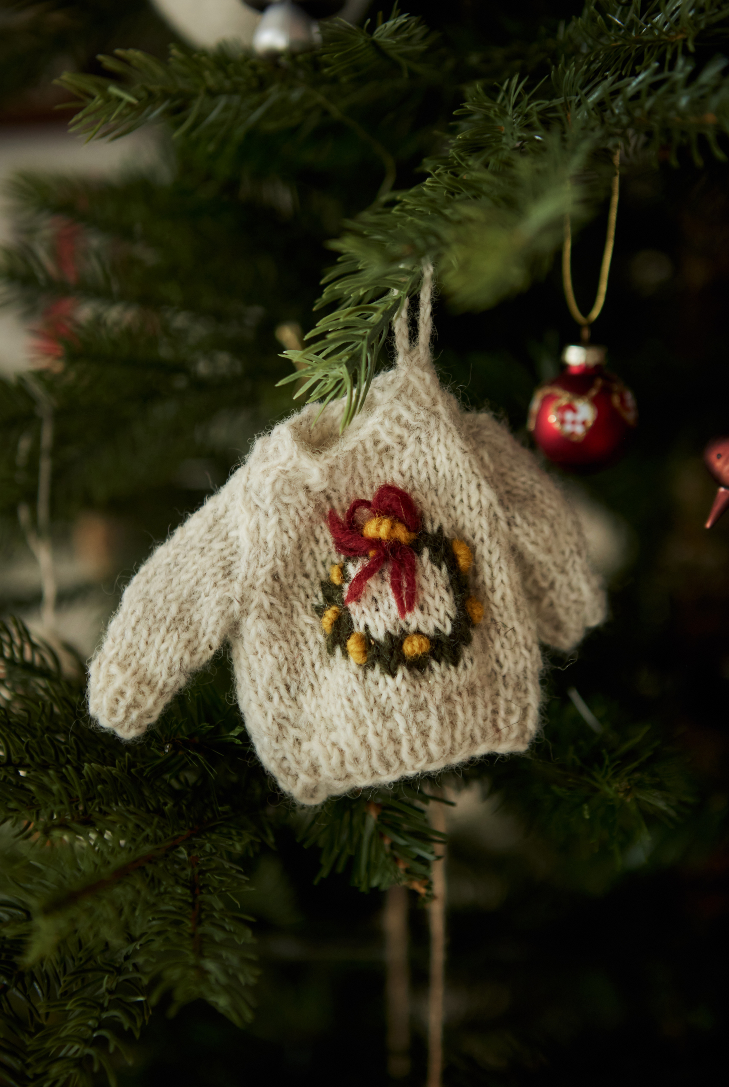 Sweater ornament Wreath - Cream White