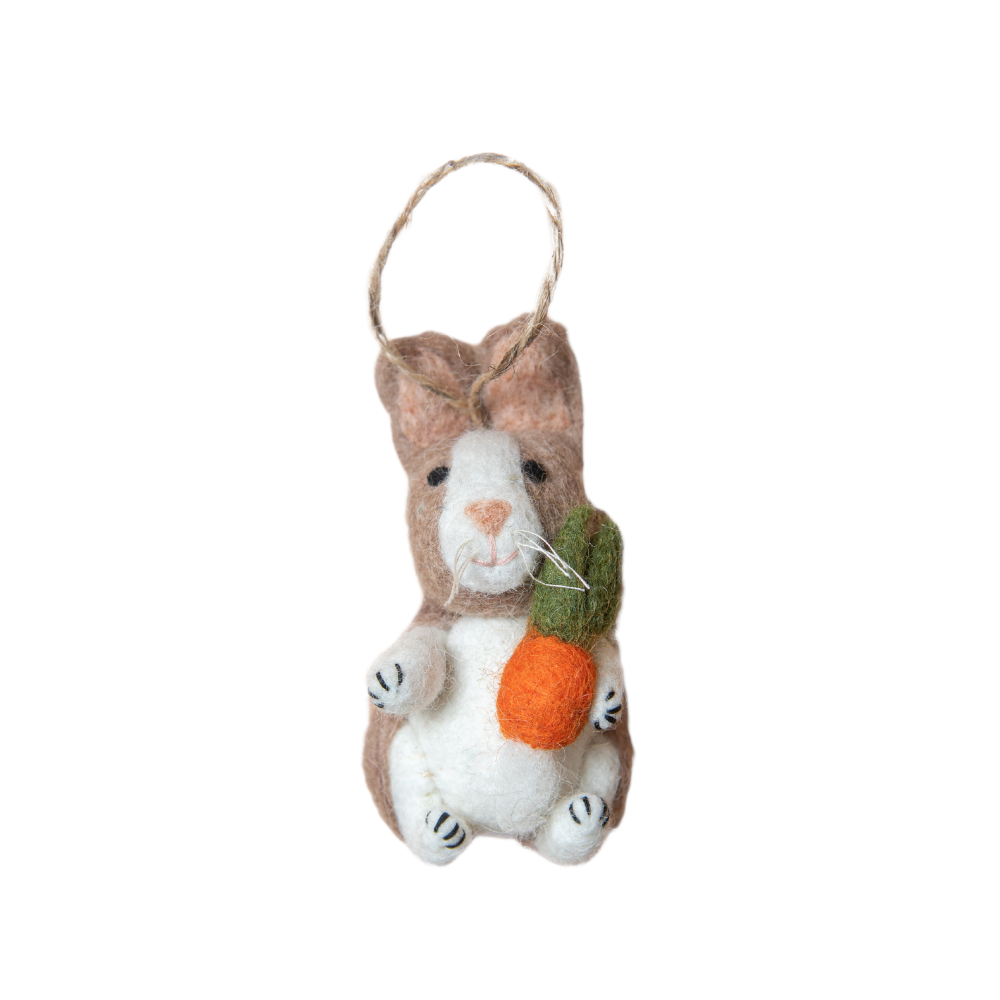 Bunny ornament with Radish