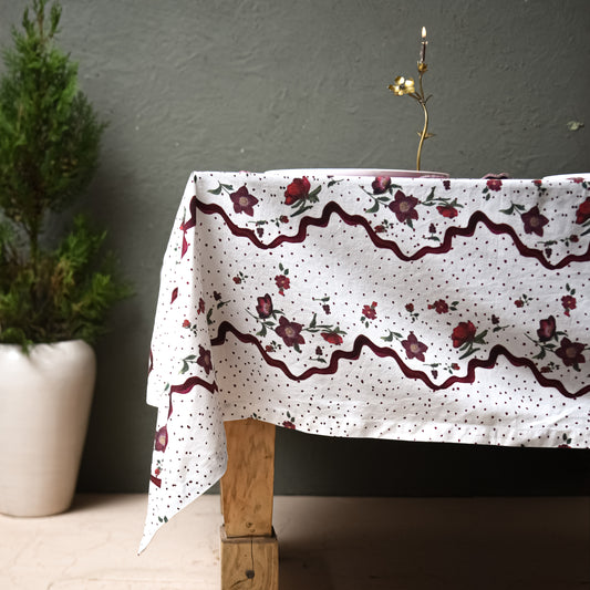 Hellebores Heirloom Tablecloth in Linen Blend