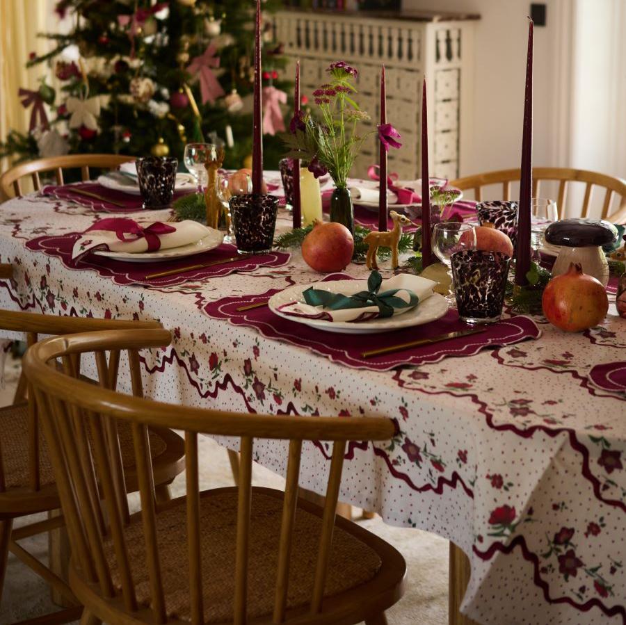 Hellebores Heirloom Tablecloth in Linen Blend