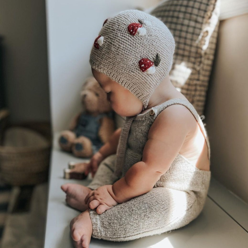 Mushroom bonnet Oats