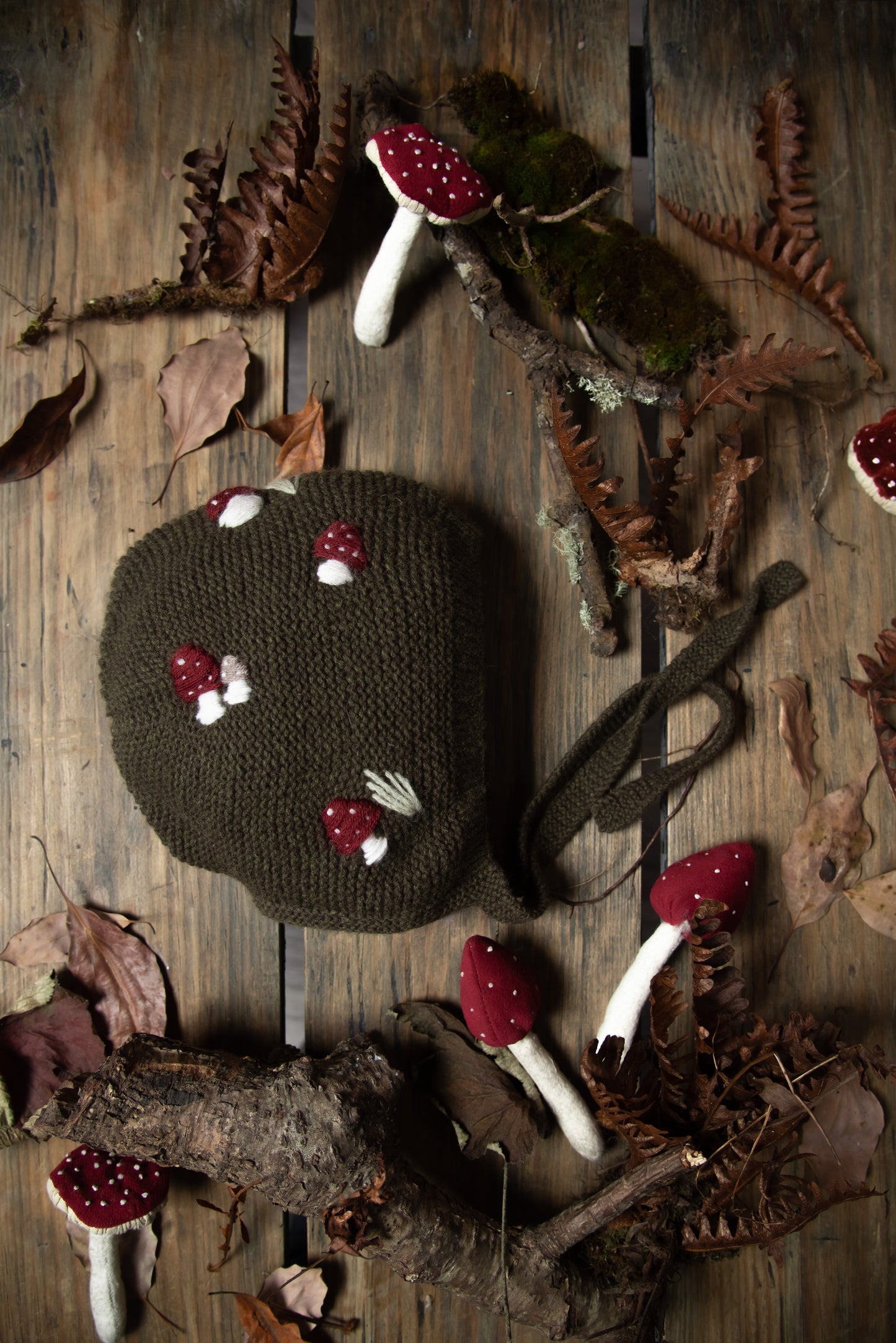 Mushroom bonnet Pine