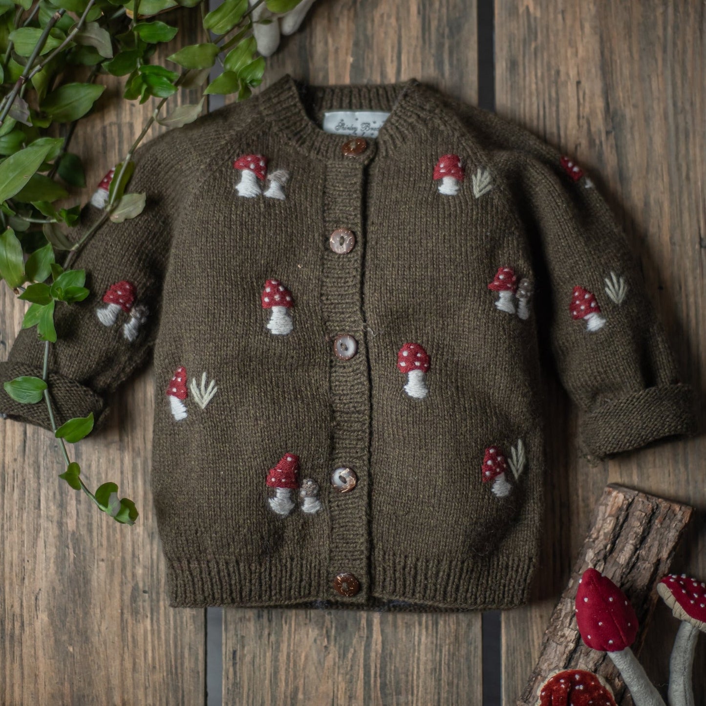 Mushroom cardigan Pine